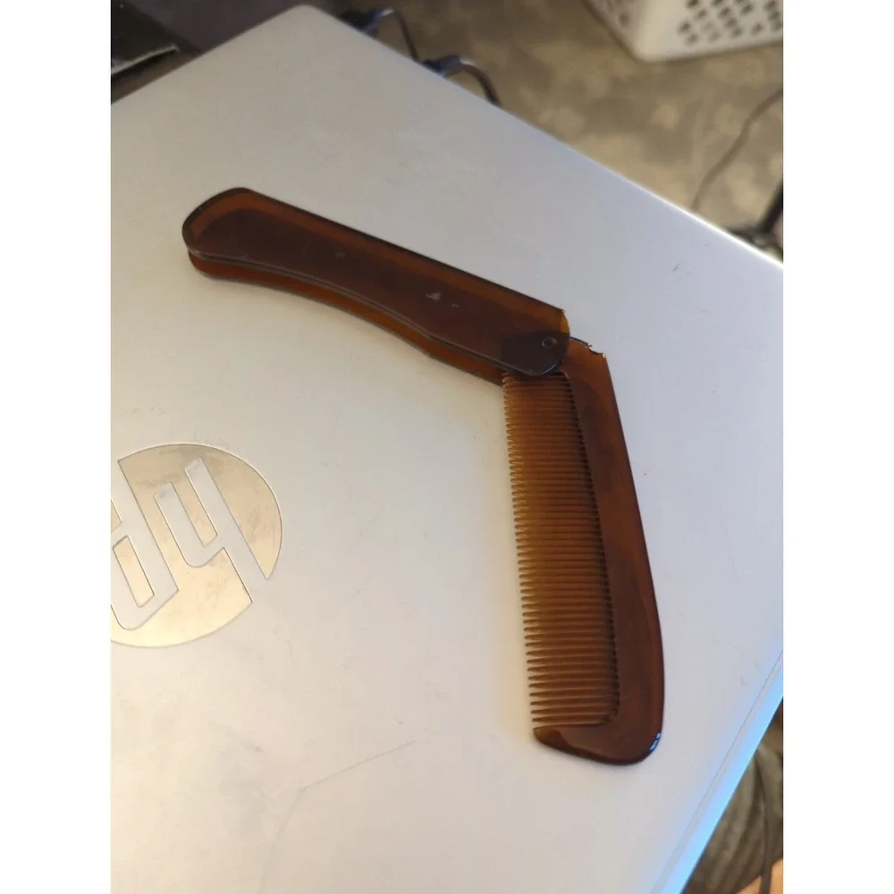Vintage Avon 1982 Cambridge Collection Tortoise Folding Comb